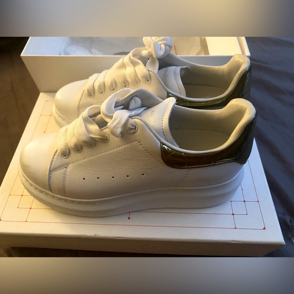 Alexander McQueen sneakers Size 1 1/2 - Picture 4 of 10